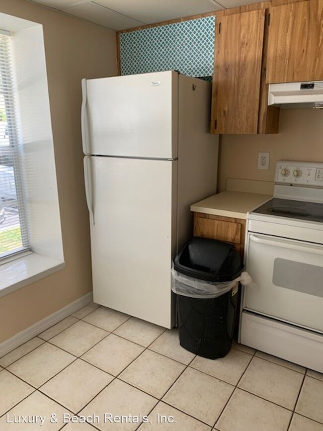 Building Photo - 2 br, 2 bath House - 7140 Parkside Villa  ...