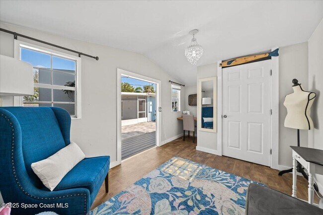 Building Photo - 711 Unity Dr