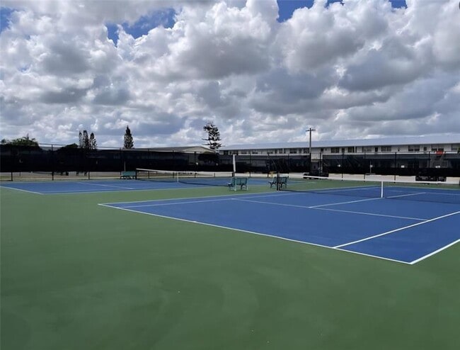 Building Photo - 147 Salisbury G