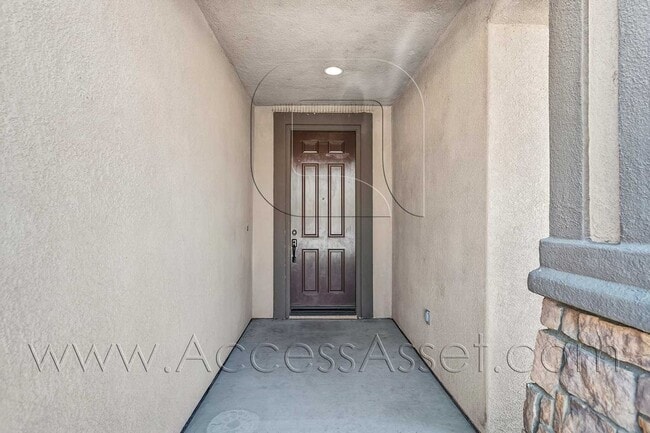 Building Photo - Charming 3 Bed/2 Bath Home In A Desirable ...