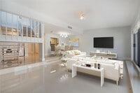 Building Photo - 7424 SW 106th Pl