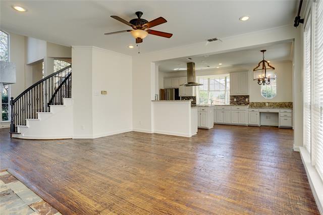Building Photo - 1307 Normandy Dr