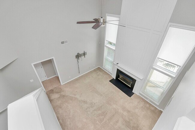 Building Photo - 5916 Downfield Wood Dr