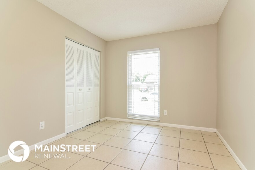 Building Photo - 2106 N Merrin St