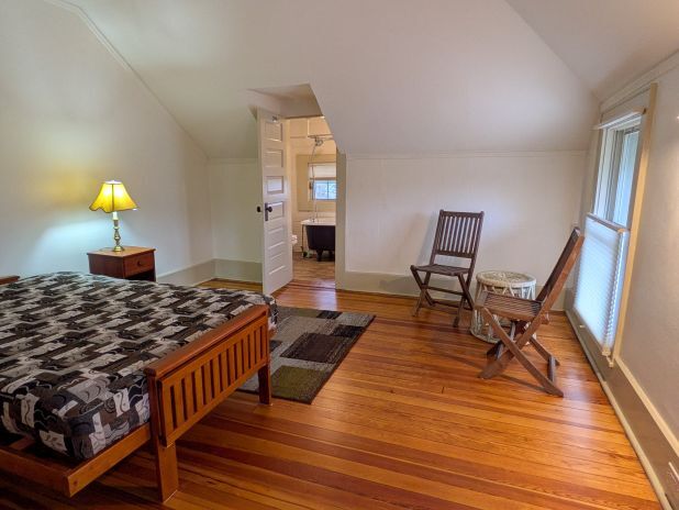 Bedroom with Ensuite Bath - 220 Melrose Cir