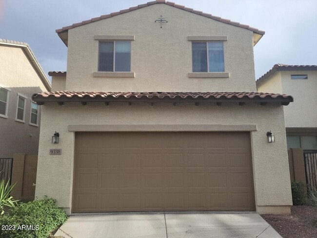 Building Photo - 9338 S 34th Dr