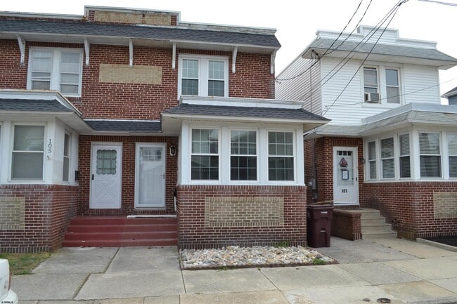 Building Photo - 103 N Harvard Ave