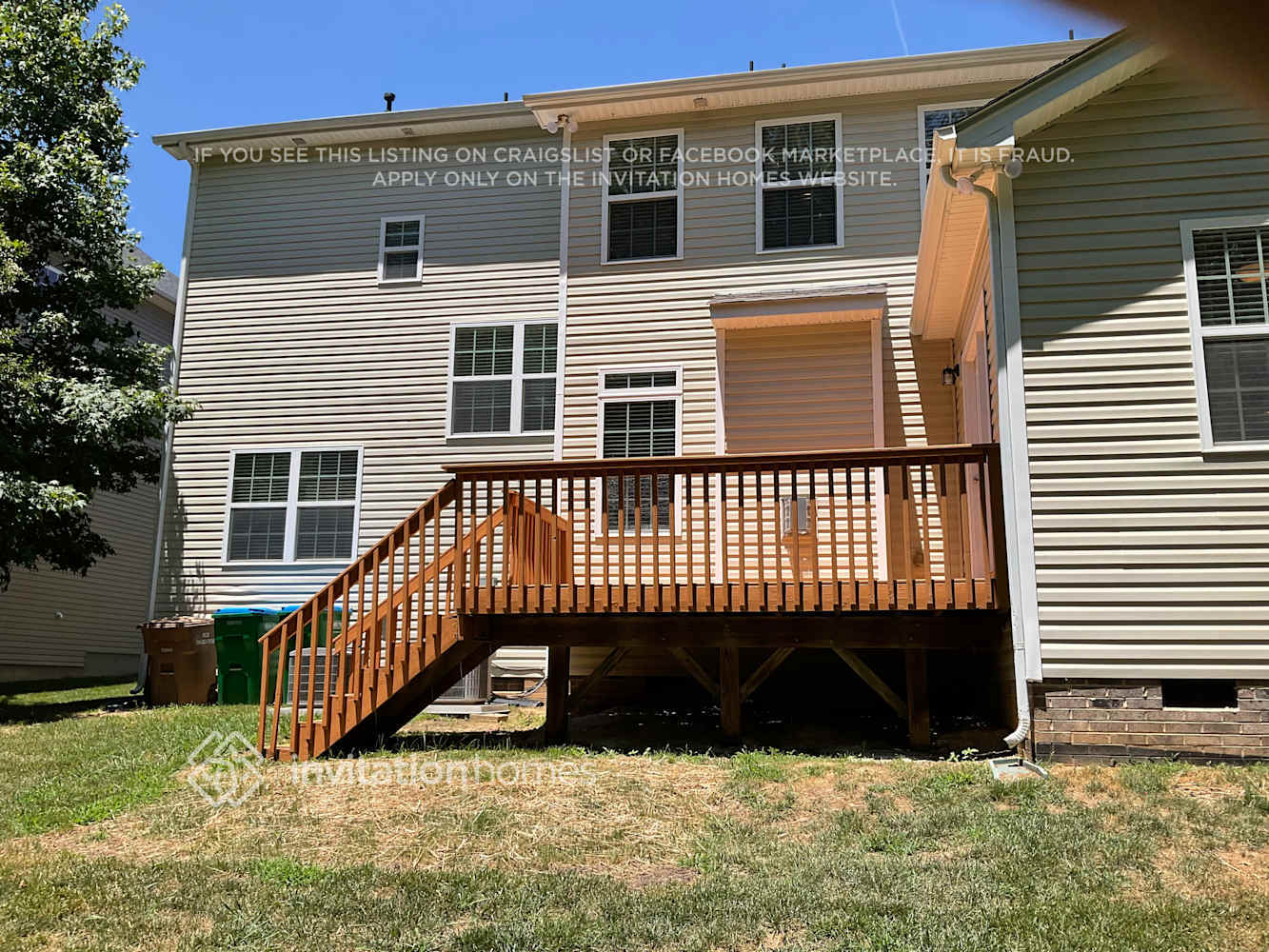 Building Photo - 8121 Acacia Court