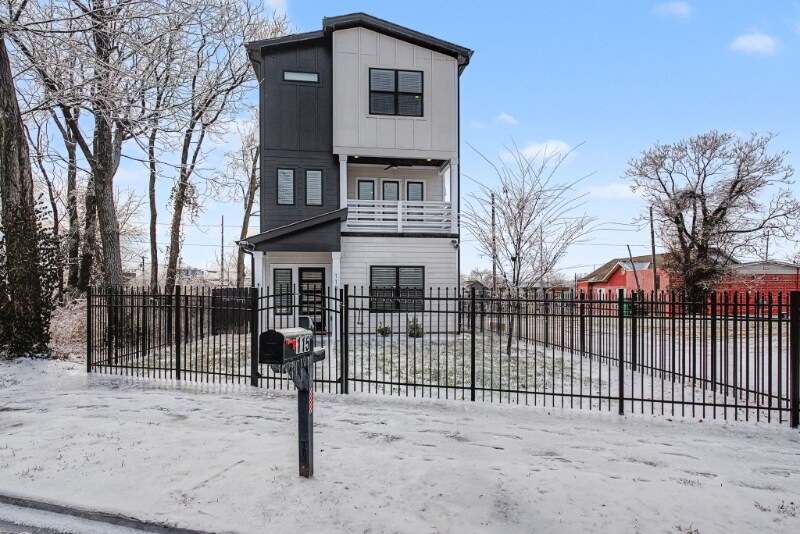 Building Photo - 115 Green St