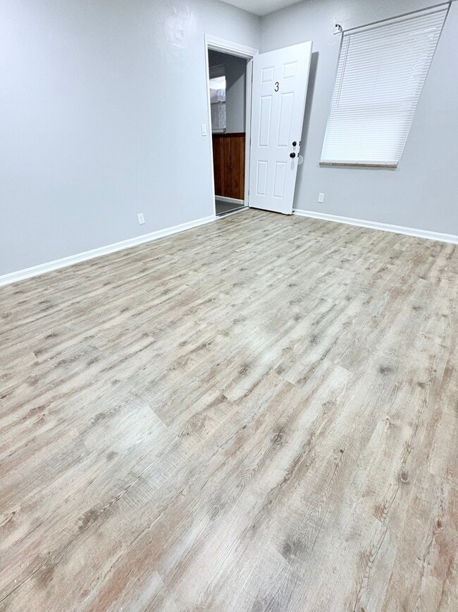 Building Photo - Freedom #3