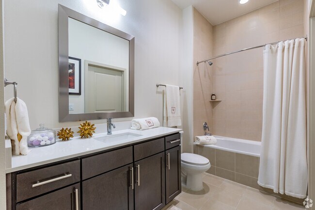 Building Photo - Now Leasing – Spacious Modern Apartments!