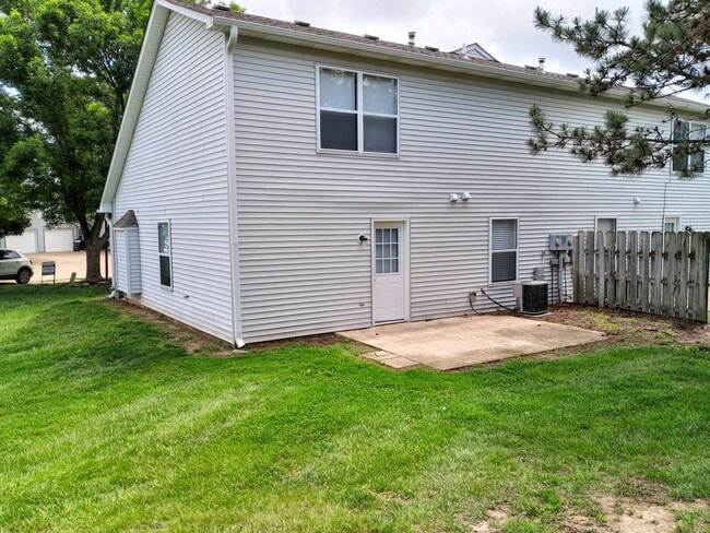 Building Photo - 3501 Delmar Ct