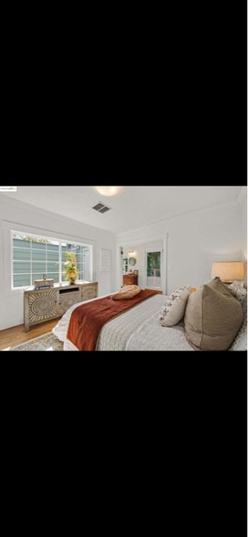 Building Photo - 1146 Masonic Ave