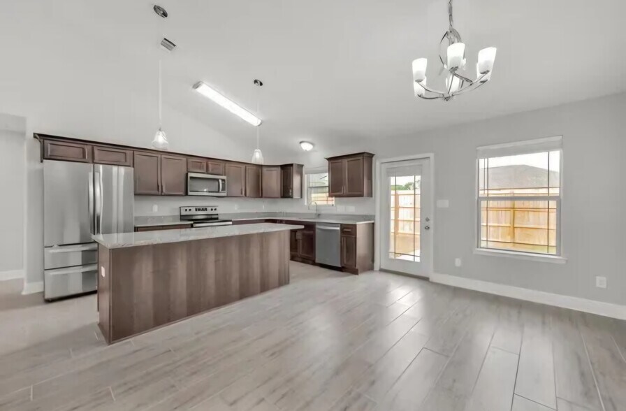 Building Photo - 4302 Pats Ct