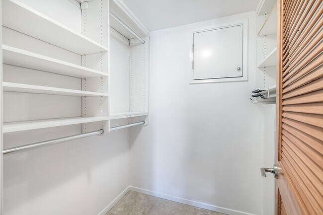 Building Photo - 2239 Del Mar Scenic Pkwy