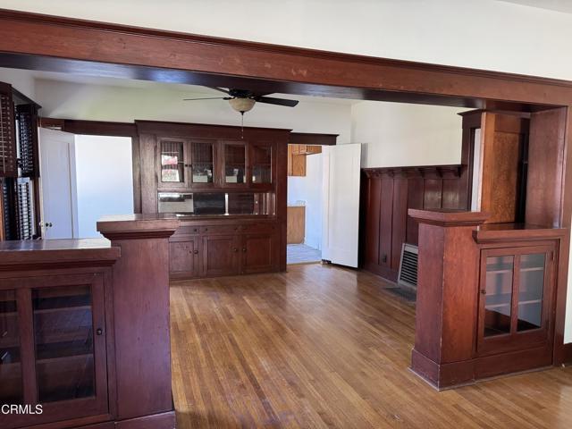 Building Photo - 548 Herbert St