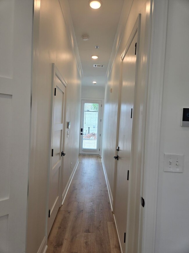 Building Photo - $1600 per bedroom. Brand new and waiting f...