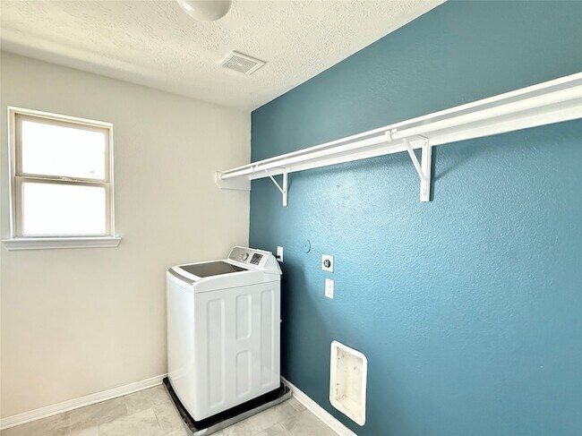 Building Photo - 1435 Wheatley Hill Ln