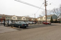 Building Photo - Varra Bradel