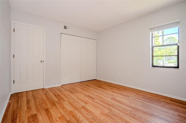 Building Photo - 5797 Summerside Ln
