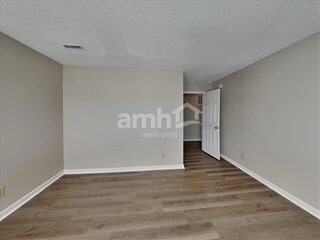 Building Photo - 6861 Maywood Cir