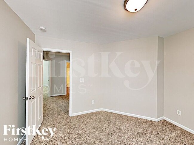 Building Photo - 15535 Lakepoint Forest Dr