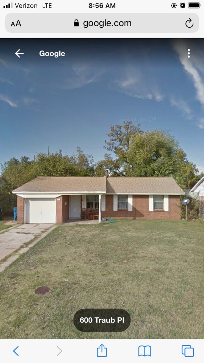 Building Photo - 601 Traub Pl
