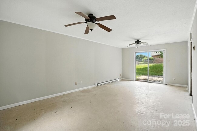 Building Photo - 701 Gaywood Dr