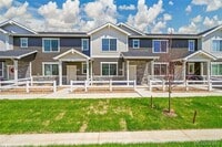Building Photo - 427 Condor Wy