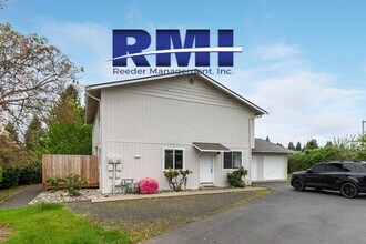 Building Photo - Charming 3 Bedroom 1.5 bathroom home awaits!