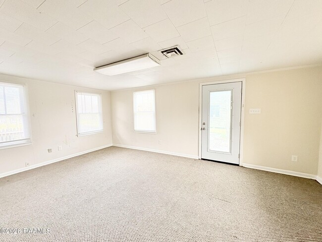 Building Photo - 1110 W Congress St