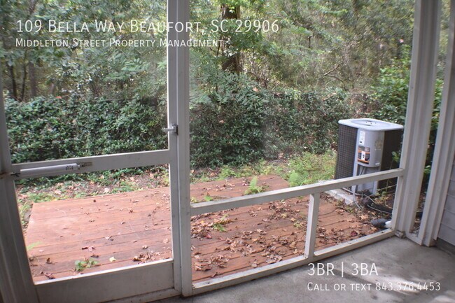 Building Photo - 109 Bella Way