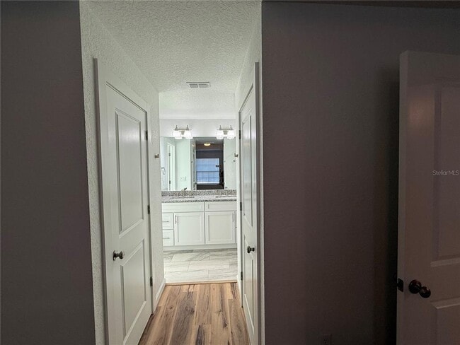 Building Photo - 919 Spruce St