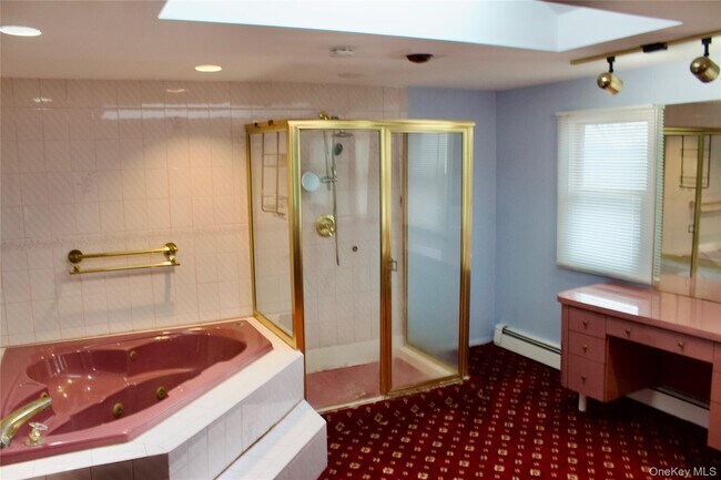 Building Photo - 927 Jackson Ave