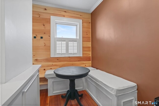 Building Photo - 62 Glenwood Ave