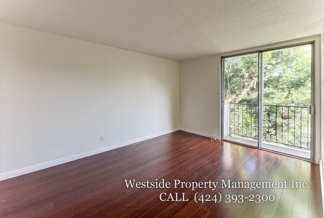 Building Photo - 1827 S Barrington Ave