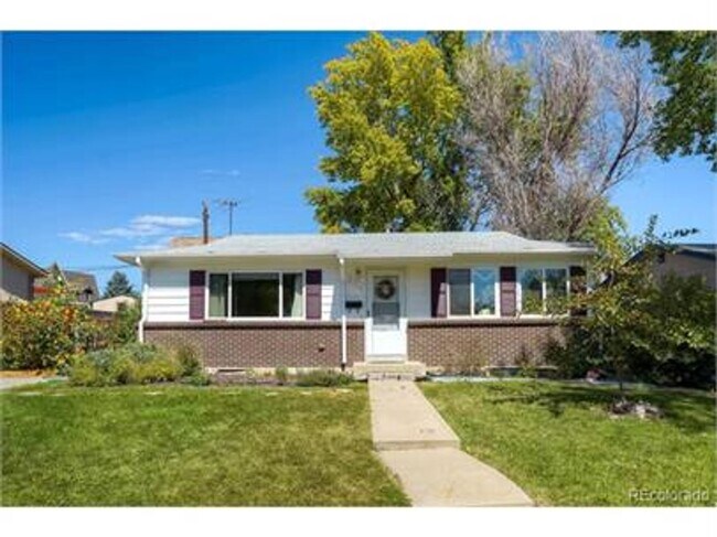 Building Photo - Wonderfully conditioned and conveniently located updated ranch in Westminster! Showings begin 8/7...
