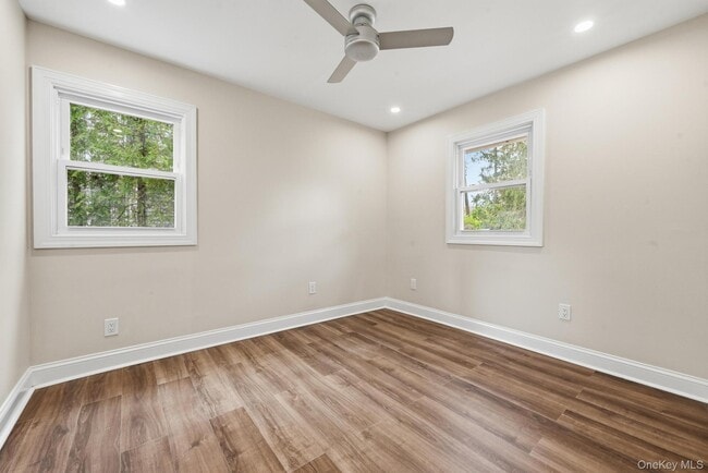 Building Photo - 3685 Hope Pl