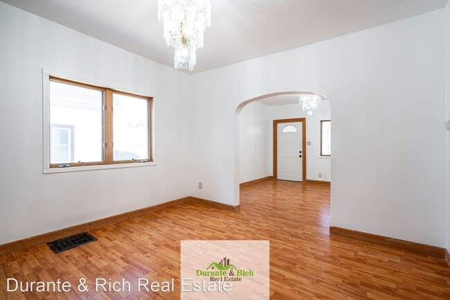 Building Photo - 2 br, 1 bath House - 1819 Marquette Street