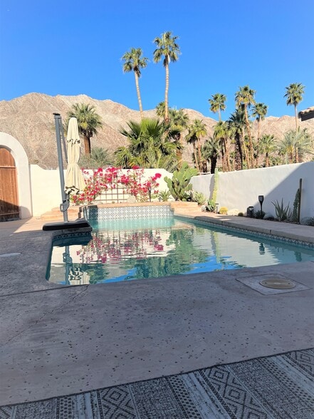 Building Photo - 53170 Avenida Diaz