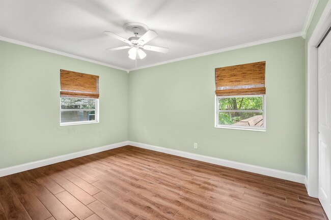 Building Photo - 146 Menendez Rd