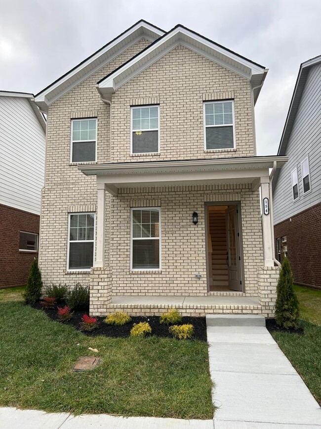 Building Photo - Spacious 5BR House in La Vergne