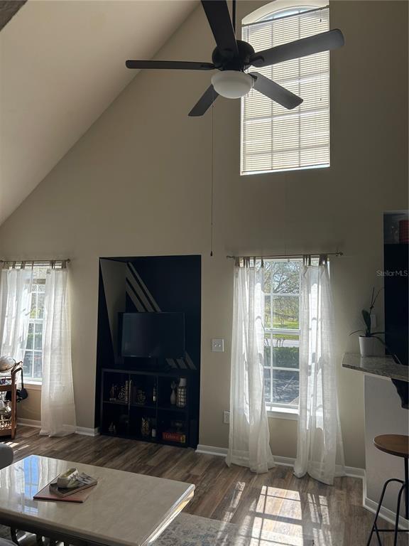 Building Photo - 8925 Lee Vista Blvd