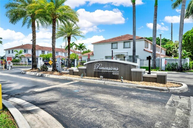Primary Photo - 4855 NW 116th Ave
