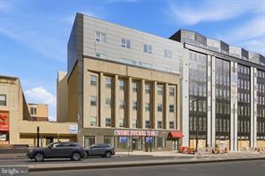 Building Photo - 925-29 N Broad St