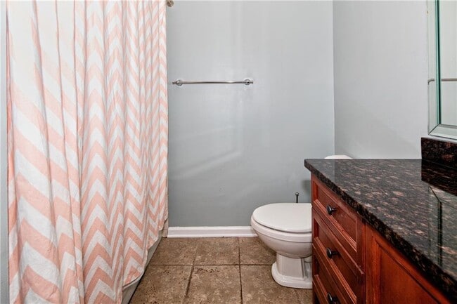 Building Photo - 4248 River Green Dr NW