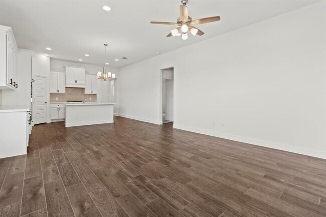 Building Photo - 16323 Rock Hollow Bend Ln