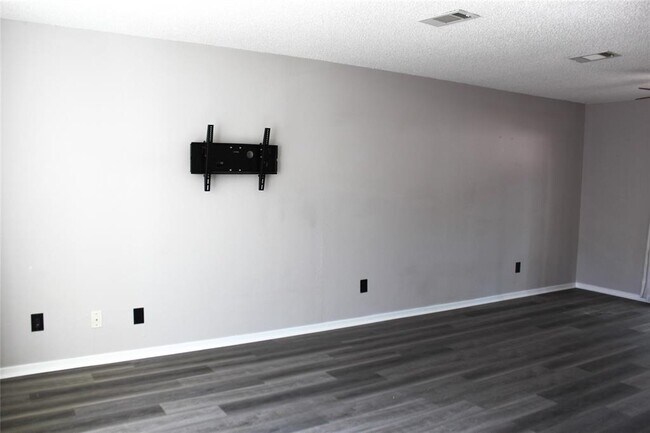 Building Photo - 922 Fannin St