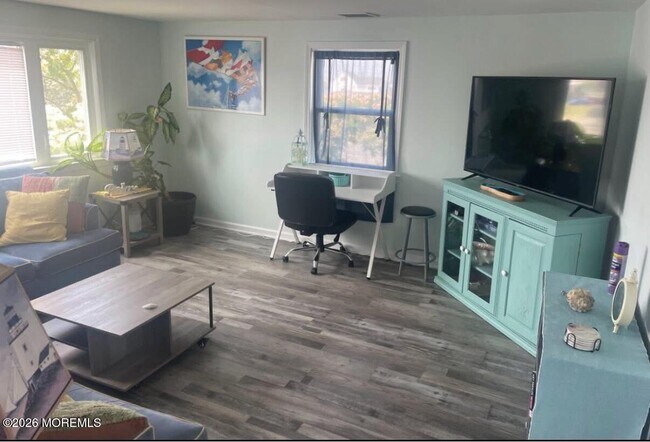 Building Photo - 1510R Bay Blvd