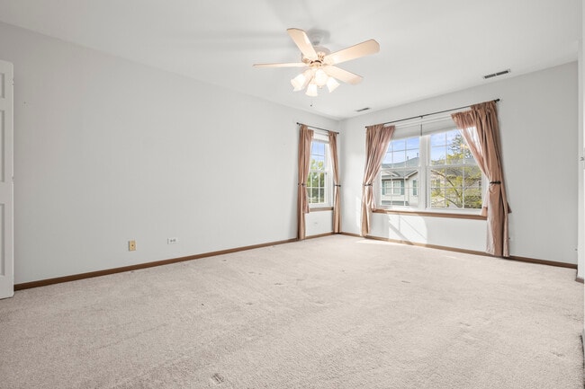 Building Photo - 7059 S Stratton Ln